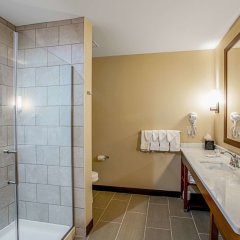 Comfort Suites Fishkill near Interstate 84 in Fishkill, United States of America from 163$, photos, reviews - zenhotels.com bathroom photo 2