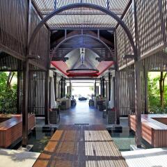 Отель Sareeraya Villas & Suites интерьер отеля