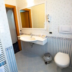 Hotel Nès Crépes Долина Валь-ди-Фасса ванная фото 2