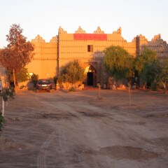 Отель Haven La Chance Desert Hotel Марокко, Мерзуга - отзывы, цены и фото номеров - забронировать отель Haven La Chance Desert Hotel онлайн парковка