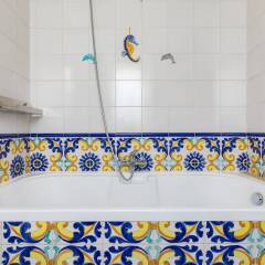 Апартаменты Lovely Central Apartment ванная