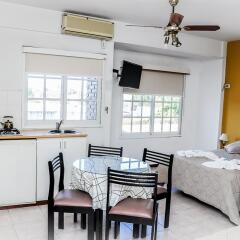 Отель Micerino Flat Сан-Николас-де-лос-Арройос