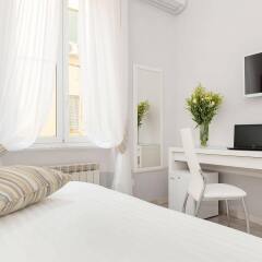 Отель White Rooms Colosseo Рим комната для гостей фото 3