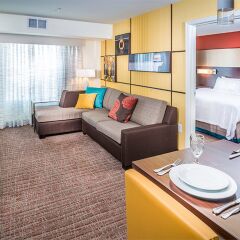 Отель Residence Inn by Marriott Columbus Polaris комната для гостей