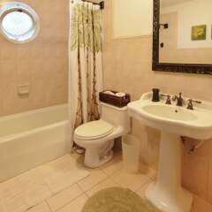 Отель Quadrille, Silver Sands 4BR ванная