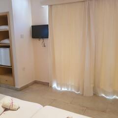 L' Eros Hotel удобства в номере
