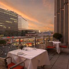 Отель Swissôtel Berlin Германия, Берлин - 2 отзыва об отеле, цены и фото номеров - забронировать отель Swissôtel Berlin онлайн балкон