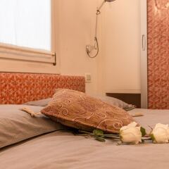 Отель Gold And Red - The Venetian Style Италия, Венеция - отзывы, цены и фото номеров - забронировать отель Gold And Red - The Venetian Style онлайн комната для гостей
