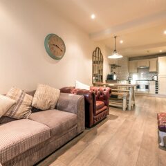 Апартаменты Spacious 2 Bedroom Apartment in Manchester City Centre комната для гостей фото 4