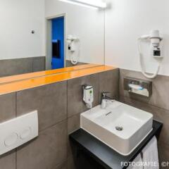 Отель 7 Days Premium Munich-sendling Мюнхен ванная фото 2