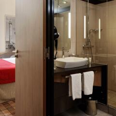 Отель Courtyard by Marriott Paris Boulogne ванная