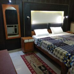 Zigzag Homestay in Agra, India from 15$, photos, reviews - zenhotels.com guestroom