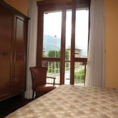 Отель Aosta Belvedere Apartment Италия, Аоста - отзывы, цены и фото номеров - забронировать отель Aosta Belvedere Apartment онлайн балкон
