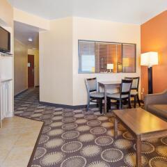 Отель Best Western Oceanfront - New Smyrna Beach комната для гостей фото 3