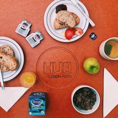 Hub Lisbon Patio Hostel в номере