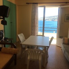 Отель Daskalio Resort Adamis комната для гостей фото 3