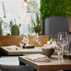 Отель Derag Livinghotel Düsseldorf Германия, Дюссельдорф - отзывы, цены и фото номеров - забронировать отель Derag Livinghotel Düsseldorf онлайн питание фото 2