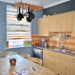 Отель Spacious Maisonette Near Preston Park Брайтон в номере