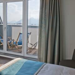 Отель Motel One Salzburg-Mirabell Зальцбург комната для гостей фото 4