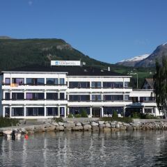 Отель Innvik Fjordhotel - Misjonheimen фото 3