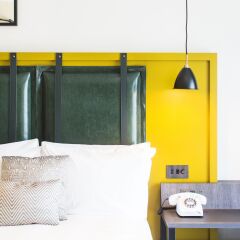 Hotel Indigo London - Aldgate сейф в номере