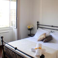 Отель Little Rhome Suites детские мероприятия