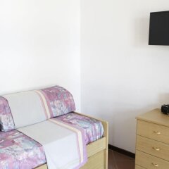 Отель Camping Zocco Centro Vacanze Манерба-дель-Гарда удобства в номере