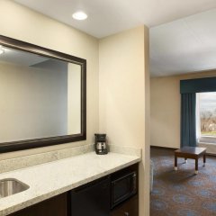 Hampton Inn & Suites Edgewood/Aberdeen-South, MD in Edgewood, United States of America from 151$, photos, reviews - zenhotels.com room amenities