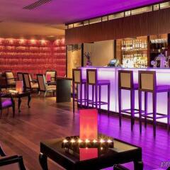 Отель Golden Tulip Villa Massalia гостиничный бар