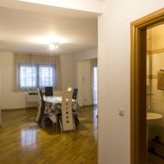 Отель SMS Apartments Черногория, Будва - отзывы, цены и фото номеров - забронировать отель SMS Apartments онлайн с домашними животными
