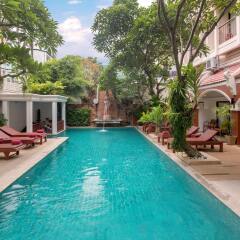 Отель New Patong Premier Resort бассейн фото 2