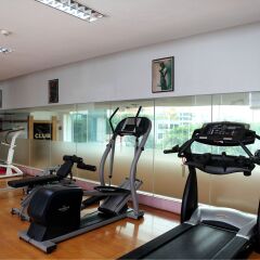 Sunway Hotel фитнесс-зал фото 3