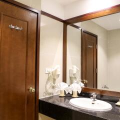Mon Regency Hotel ванная