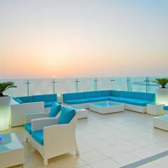 Отель Hilton Dubai The Walk бассейн