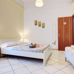 Отель B&B In the Center You Too комната для гостей фото 2