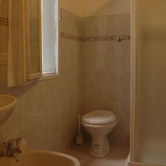 Отель Guest House Santambrogio Италия, Флоренция - отзывы, цены и фото номеров - забронировать отель Guest House Santambrogio онлайн ванная
