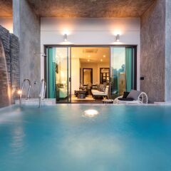 Отель The 8 Pool Villa бассейн фото 5