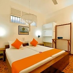 International Beach Hotel & Restaurant комната для гостей фото 4
