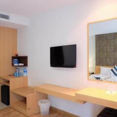 Отель iCheck inn Central Patong 3* Стандартный номер с разными типами кроватей фото 13