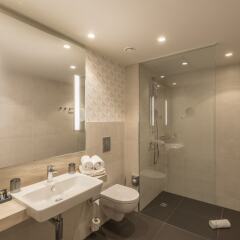 Отель Holiday Inn Hamburg Berliner Tor ванная