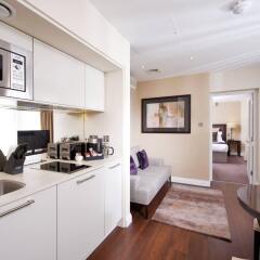 Отель Fraser Suites Queens Gate в номере