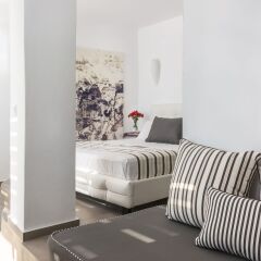 Отель Amoudi Villas балкон