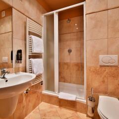 Hotel Atlantic Прага ванная