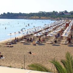 Отель Parthenis Riviera Hotel Греция, Вула - 1 отзыв об отеле, цены и фото номеров - забронировать отель Parthenis Riviera Hotel онлайн пляж