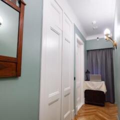 Гостиница Hostels Rus-Ekaterinburg в Екатеринбурге 1 отзыв об отеле, цены и фото номеров - забронировать гостиницу Hostels Rus-Ekaterinburg онлайн Екатеринбург комната для гостей фото 5
