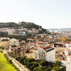 Отель Olá Lisbon - Luxury Graça I городской автобус