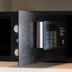 Отель Postillion Hotel Amsterdam, BW Signature Collection Нидерланды, Амстердам - отзывы, цены и фото номеров - забронировать отель Postillion Hotel Amsterdam, BW Signature Collection онлайн сейф в номере