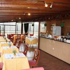 A&H Plaza del Liceo Hotel питание