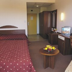 Отель Continental Park Hotel Болгария, Солнечный берег - 1 отзыв об отеле, цены и фото номеров - забронировать отель Continental Park Hotel онлайн комната для гостей фото 2