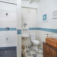 Eagle's Base Villa & Cottage in Les Coteaux, Trinidad and Tobago from 1039$, photos, reviews - zenhotels.com bathroom